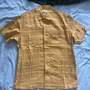 Taylor Stitch The Short Sleeve Hawthorne in Gold Wave - Size XL (44)